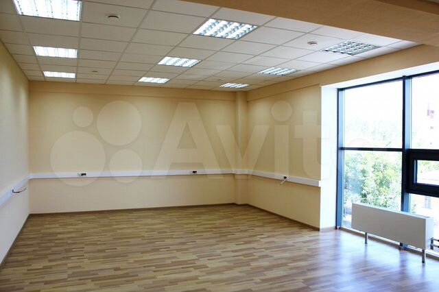 Офисное помещение, 37.5 м² бц Адмирал-Плаза