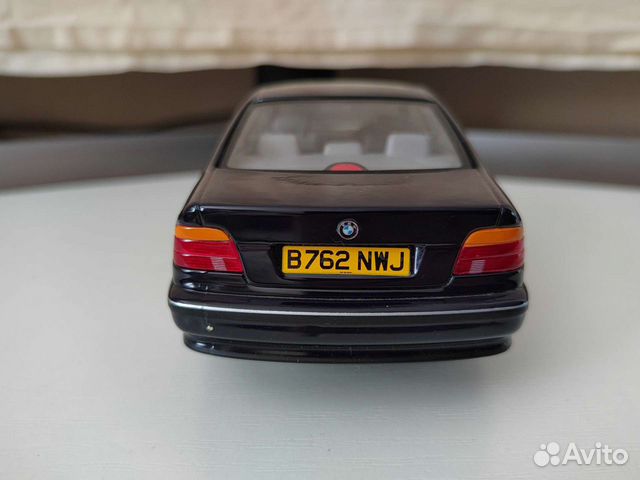 Машина BMW e39 1:24