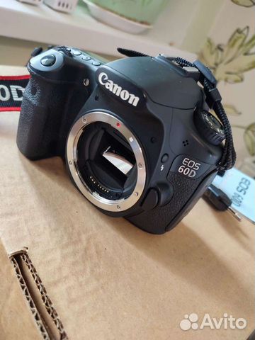 Зеркальный фотоаппарат canon 60d