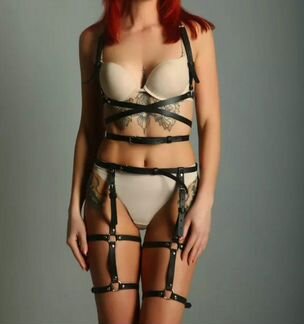 Комплект гартеры и портупея из кожи