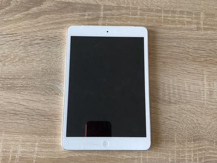 Продам планшет б/у iPad