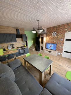 Таунхаус 180 м² на участке 1 сот.