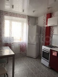 2-к. квартира, 63 м², 2/10 эт.