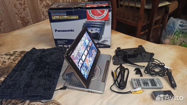 Портативный видеопроигрыватель Panasonic DVD-LX110