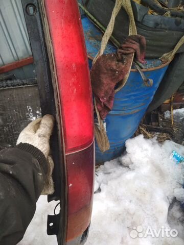 Фонарь задний тойота литл айс,таун айс ноах с 95г