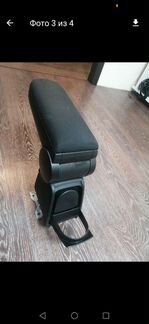 Оригинальный подлокотник на volkswagen polo