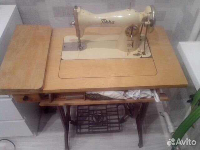 Машинка швейная финская 