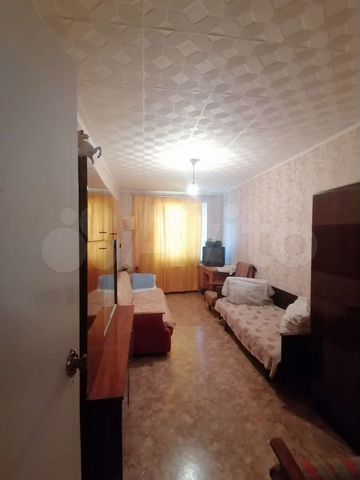 3-к. квартира, 60 м², 3/5 эт.