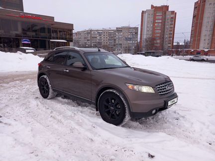 Infiniti FX35, 2004