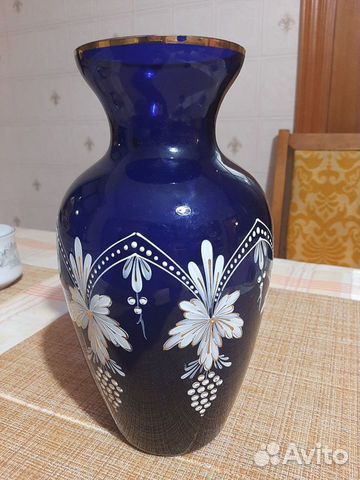 Ваза из битого стекла