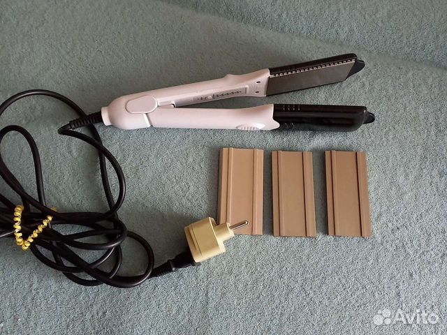 Утюжок-выпрямитель с насадками гофре