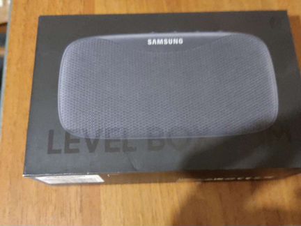 Блютуз колонка Samsung level box slim