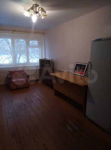 3-к. квартира, 55 м², 2/5 эт.