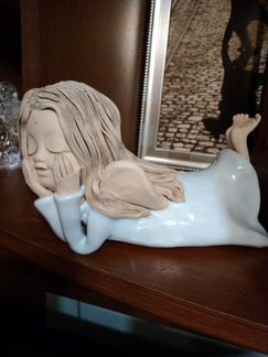 Статуэтки разные. Гжель, керамика, полистоун