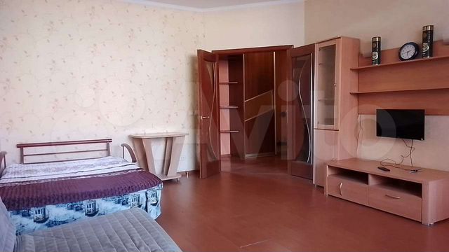 3-к. квартира, 102 м², 4/10 эт.