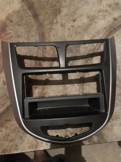 Рамка под магнитолу Hyundai Solaris