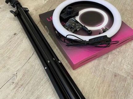 Кольцевая лампа со штативом