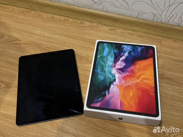 Огромный iPad 12.9 pro 2020 (128гб)