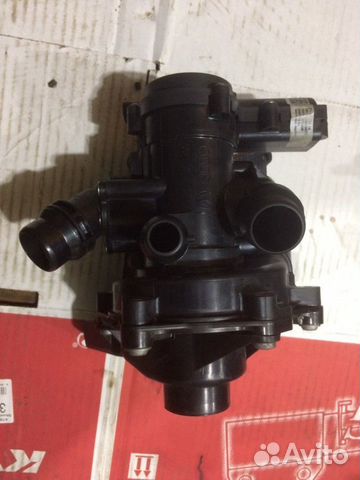 Корпус термостата помпа 1.8 tfs А4 Б8 06L 121 111J