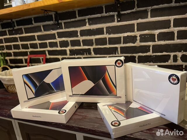Apple macbook pro 13/14/16 (M1 pro, M2)