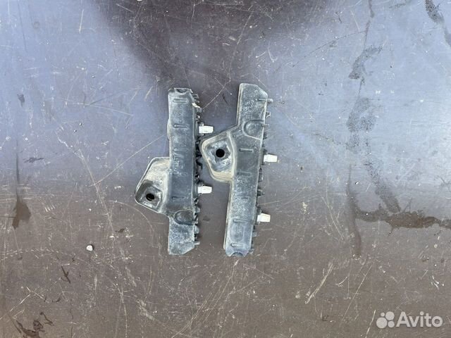 Кронштейн бампера Hyundai Solaris 2