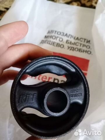 Сайлентблок подушки двигателя