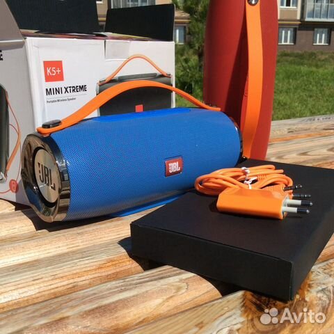 Портативная колонка