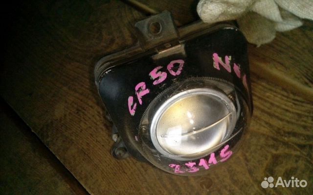 Туманка Toyota Town Ace Noah SR50