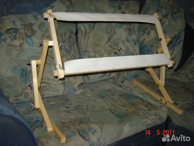 Диванный станок для вышивки