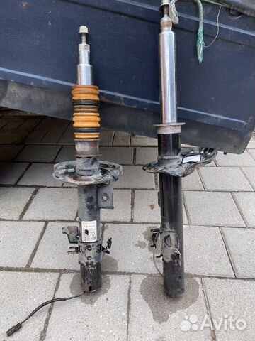 Магнитные стойки Range Rover Evoque