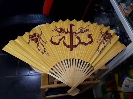 Веер интерьерный