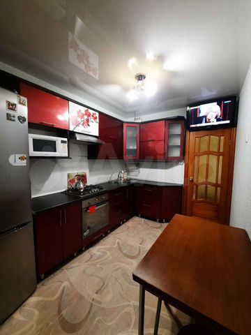 3-к. квартира, 66 м², 3/9 эт.