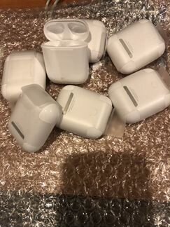 Оригинальный кейс Airpods