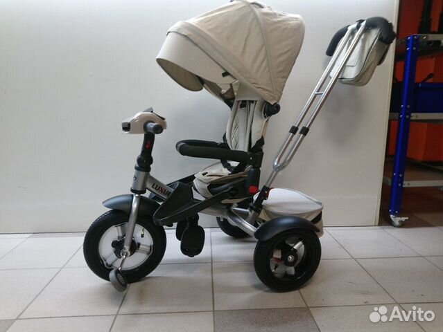 Велосипед трех колесный с ручкой мамы