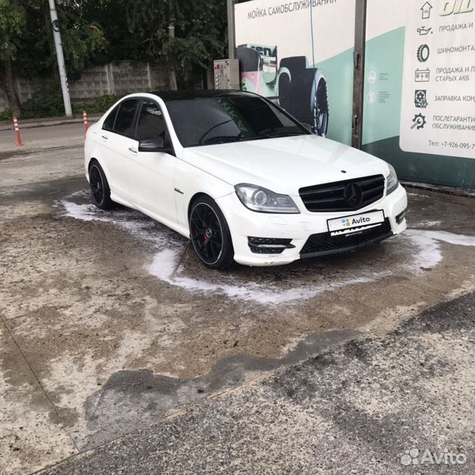 Р‘РёС‚С‹Р№ Mercedes w204