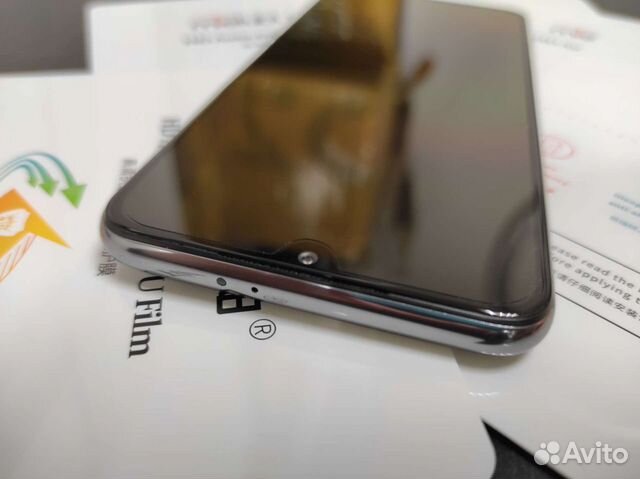 Защитная гидрогелевая пленка для телефона с поклей