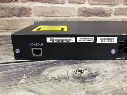 Коммутатор Cisco Catalyst 2960 (WS-C2960-24TC-S)