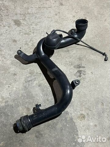 Патрубок интеркулера Audi A3 Octavia Golf Jetta