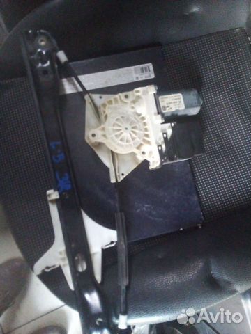 Фольксваген жета 5 2007г стеклоподъёмник задний пр