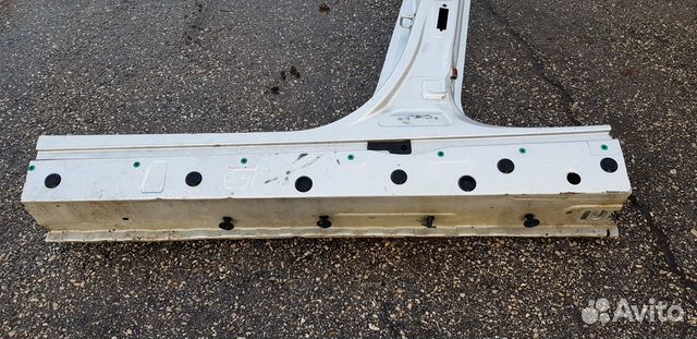 BMW 3 E90 Порог Левый Средняя стойка