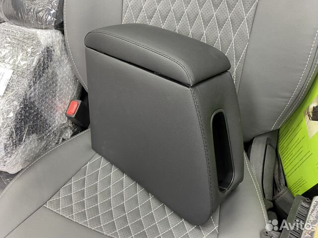 Подлокотник на LADA Granta