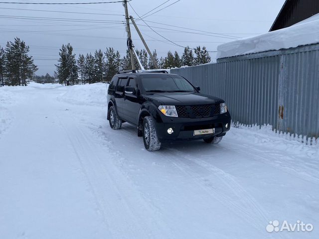 Nissan Pathfinder 2.5 AT, 2008, 240 500 км