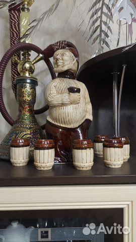 Графин со стопками