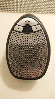 Bluetooth гарнитура Nokia в автомобиль