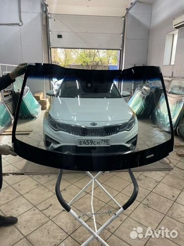 Лобовое стекло Киа Оптима