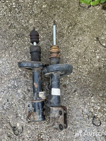 Передние стойки Opel Vectra B