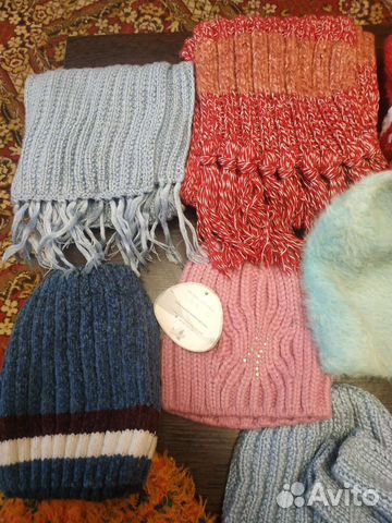 Варежки вязаные женские