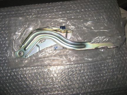 Петли Капота Hyundai Solaris (10-17г)