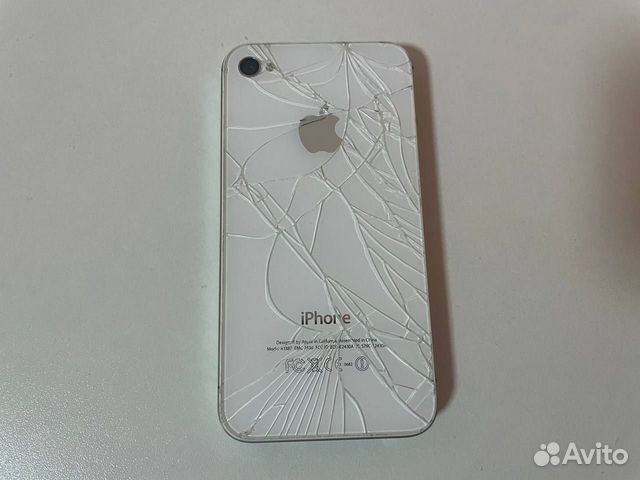 Смартфон iPhone 4S 8GB, белый