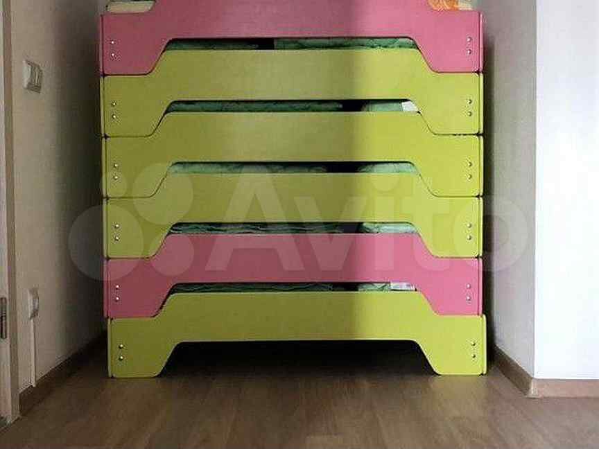 кровать детская "скандинавия" штабелируемая. икеа кровать детская штабелируемая. штабелируемые кровати для детских садов монтессори. детская штабелируемая кровать. кровать (90х200) оскар бр.